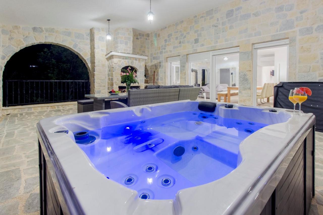 Dalmata Lounge * Starigrad Paklenica