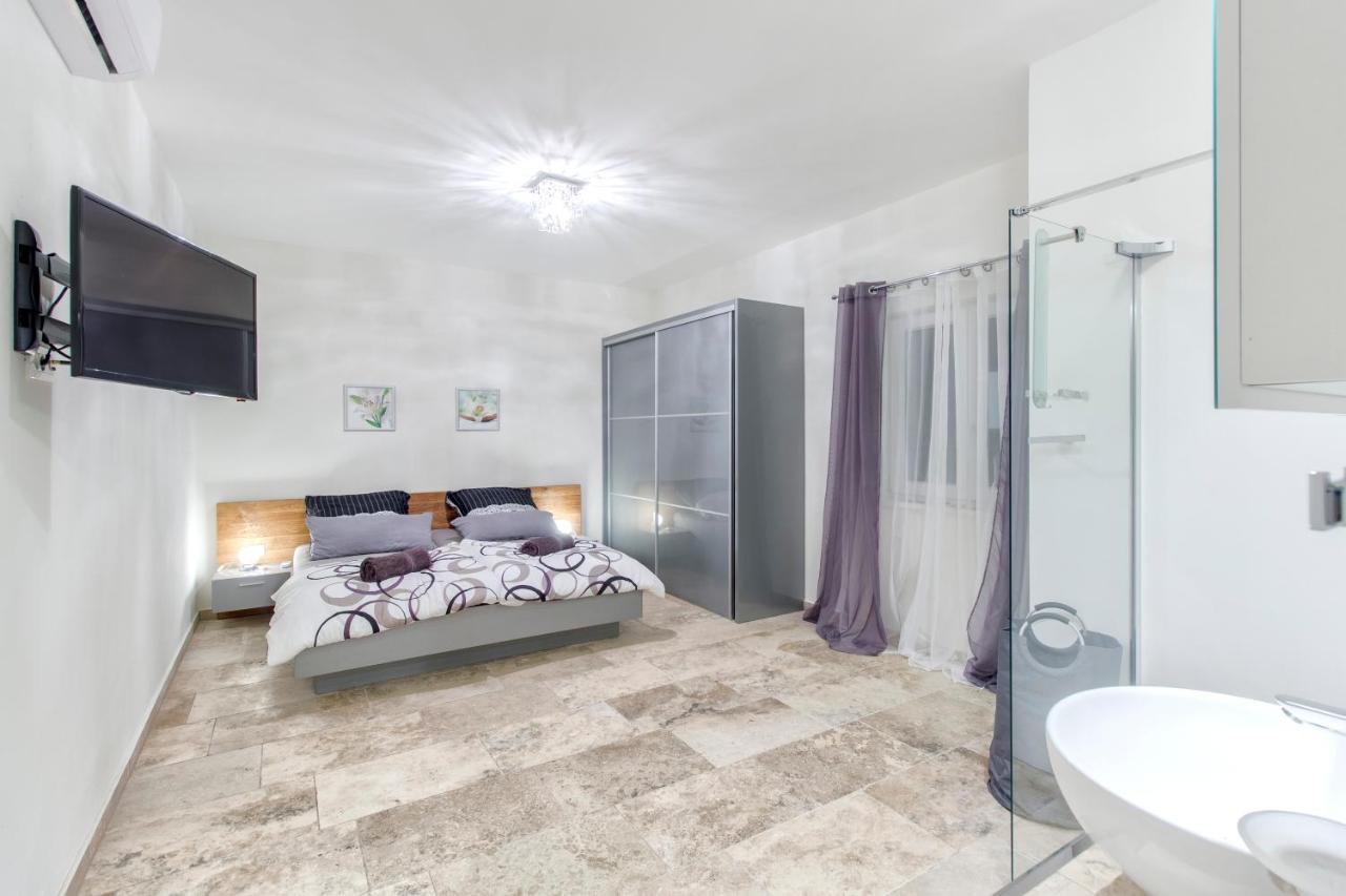Dalmata Lounge Starigrad Paklenica