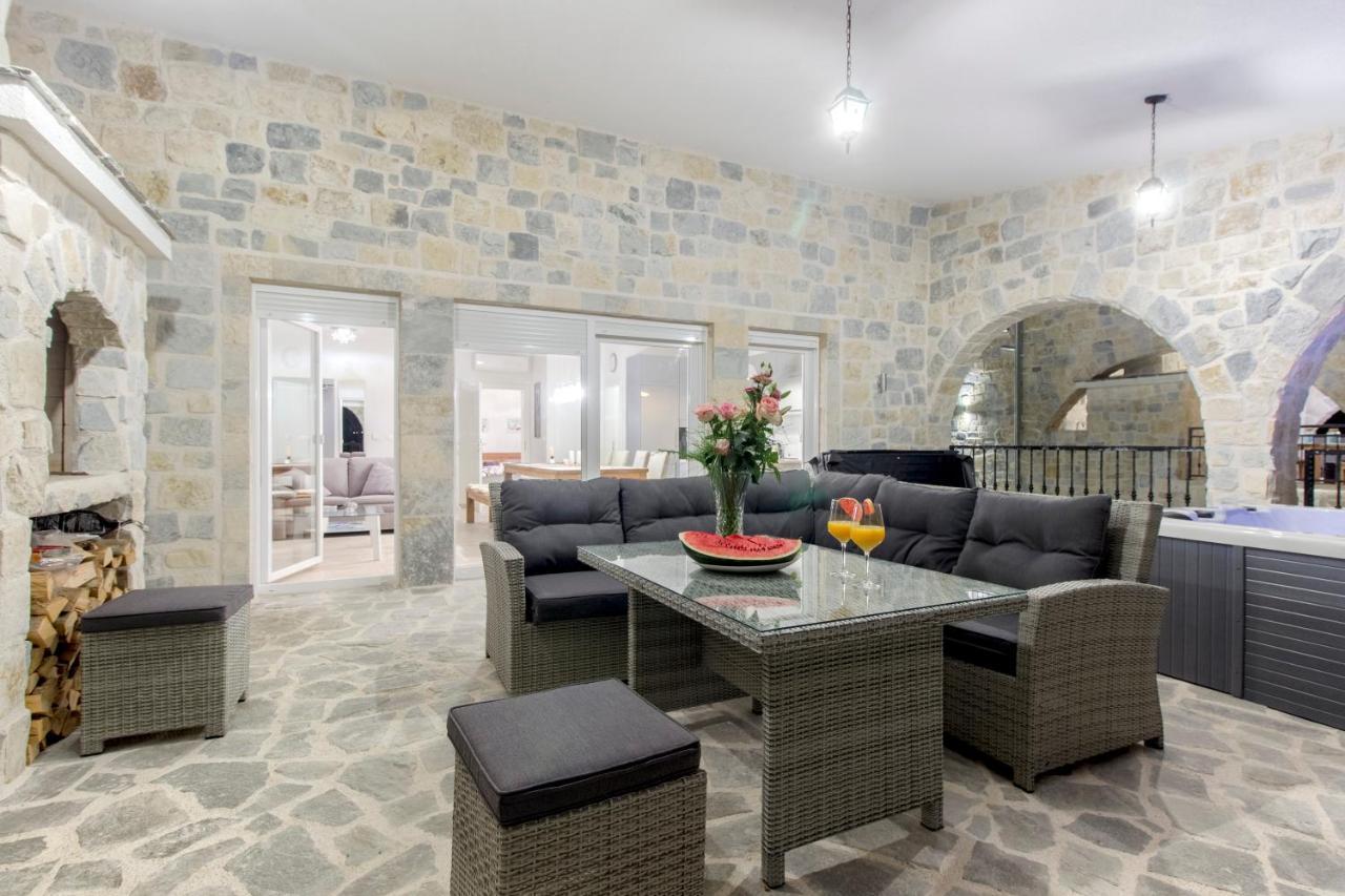 Dalmata Lounge Apartment Starigrad Paklenica